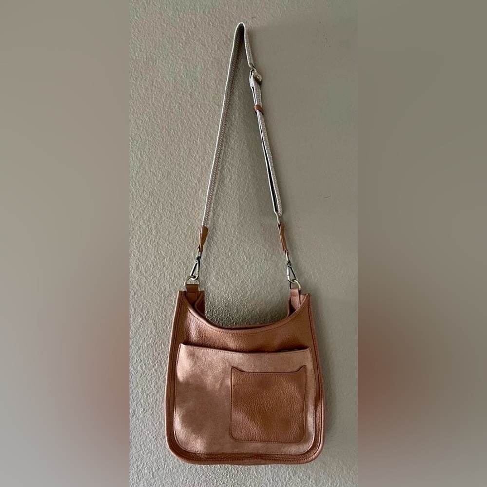 Shirleah Arden Guitar Strap Tan Crossbody Bag